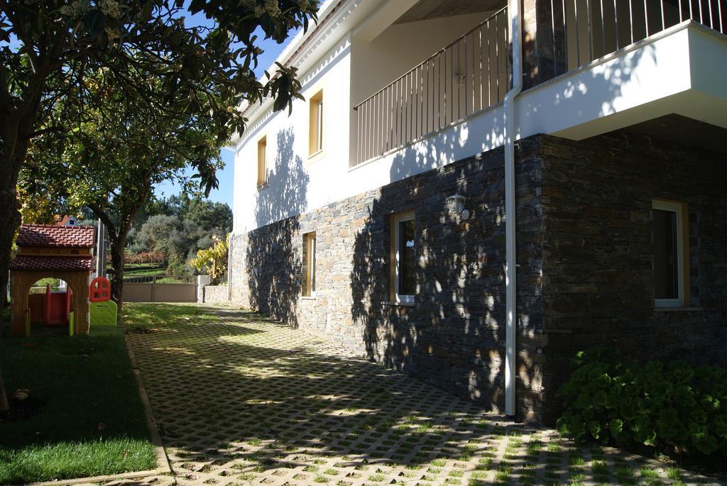 Casa De Santo Antao - * Padroes (Coimbra)
